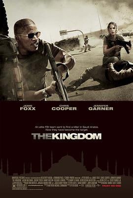 染血王国 (2007)简介：沙特阿拉伯首都利雅得，密集的枪声和巨大的爆炸声撕裂了高档住宅区的宁静